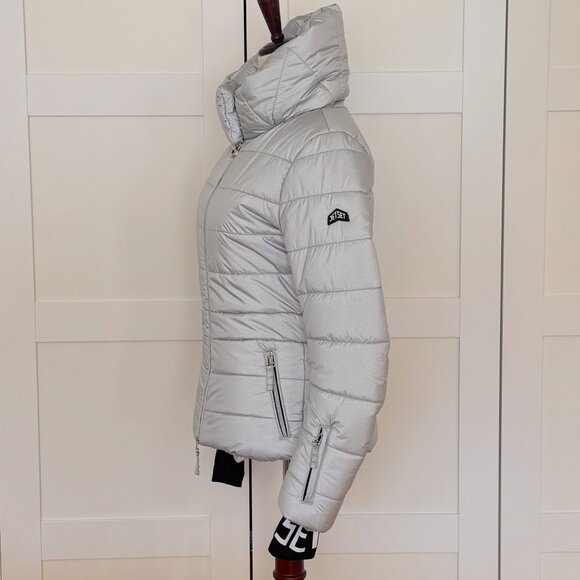 Jet Set Silver Ski Jacket, Size 0 - Picture 3 of 4